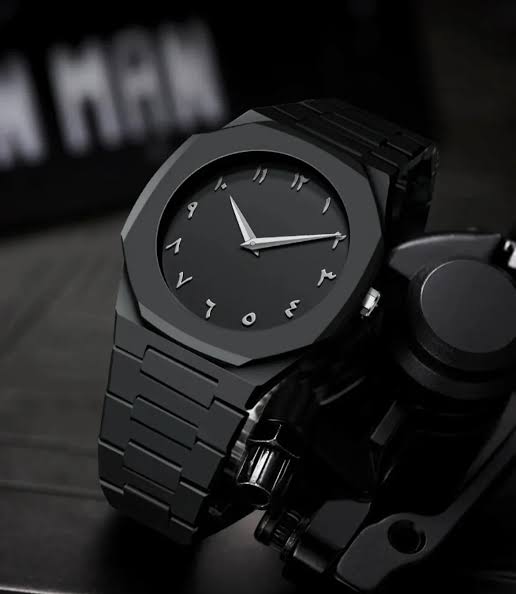 AURA BLACK ARABIC WATCH ⌚
